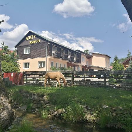 Penzion Monty Ranch Vysoke Tatry Stola Otel Dış mekan fotoğraf